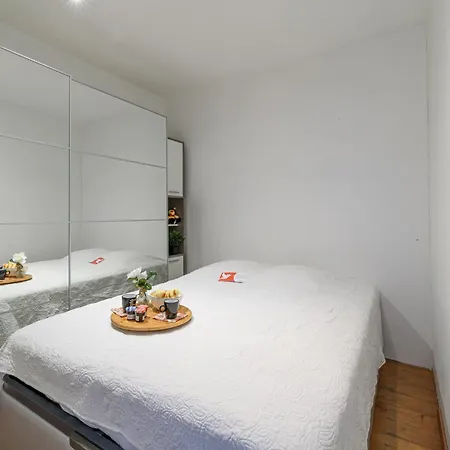 Le Suffren-2 By Interhome * Le Grau-du-Roi