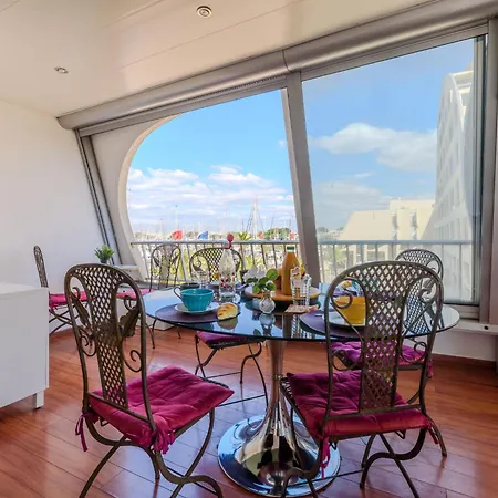 Apartment Le Suffren-2 By Interhome