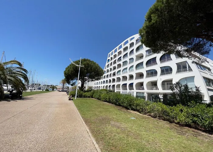 Le Suffren-2 By Interhome Appartement Le Grau-du-Roi