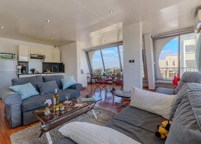 Le Suffren-2 By Interhome Appartement